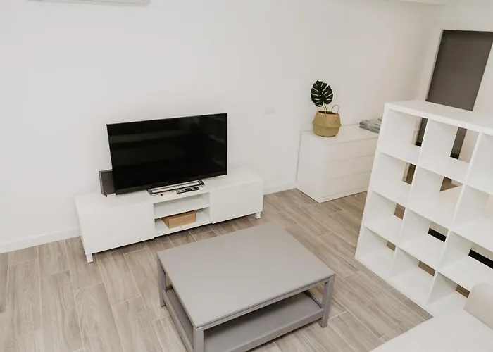 New And Beautiful Loft Next To Wonders Of דירה